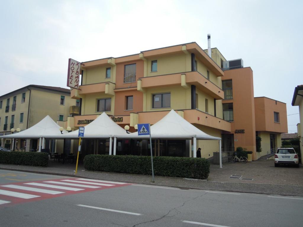 西巴纳酒店 Tribano 外观 照片