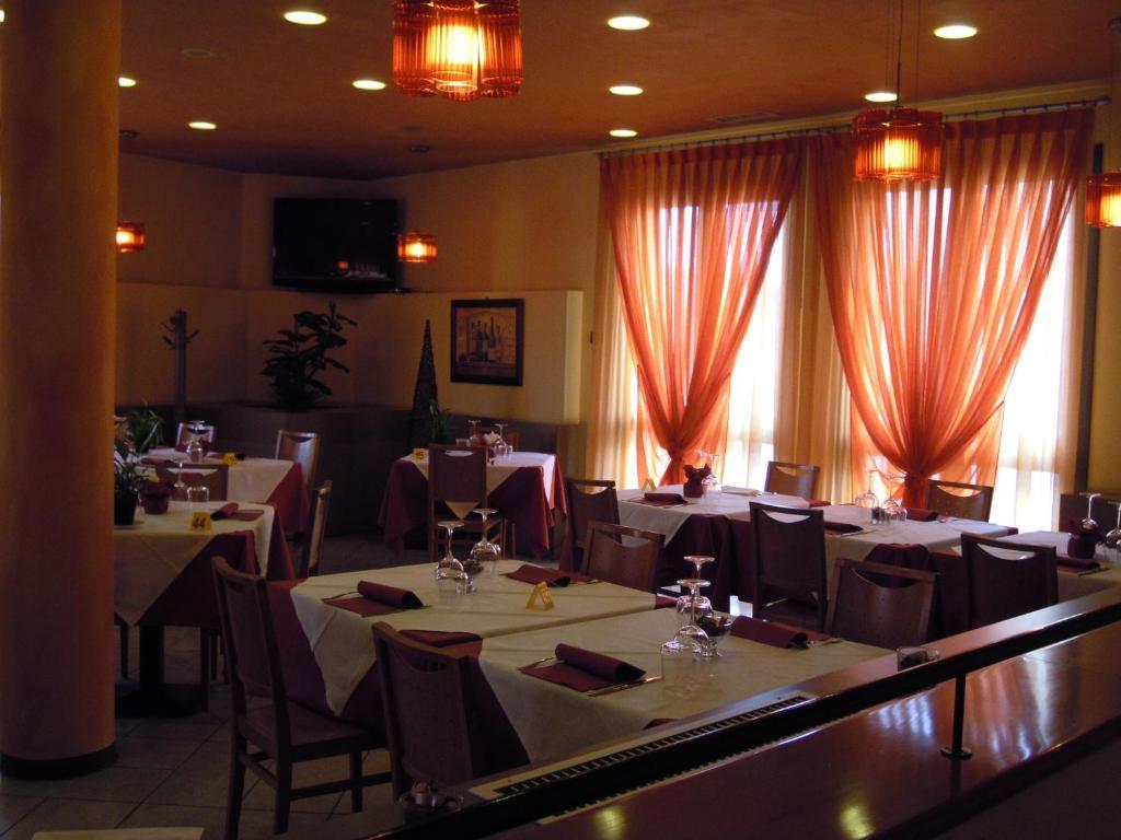 西巴纳酒店 Tribano 外观 照片