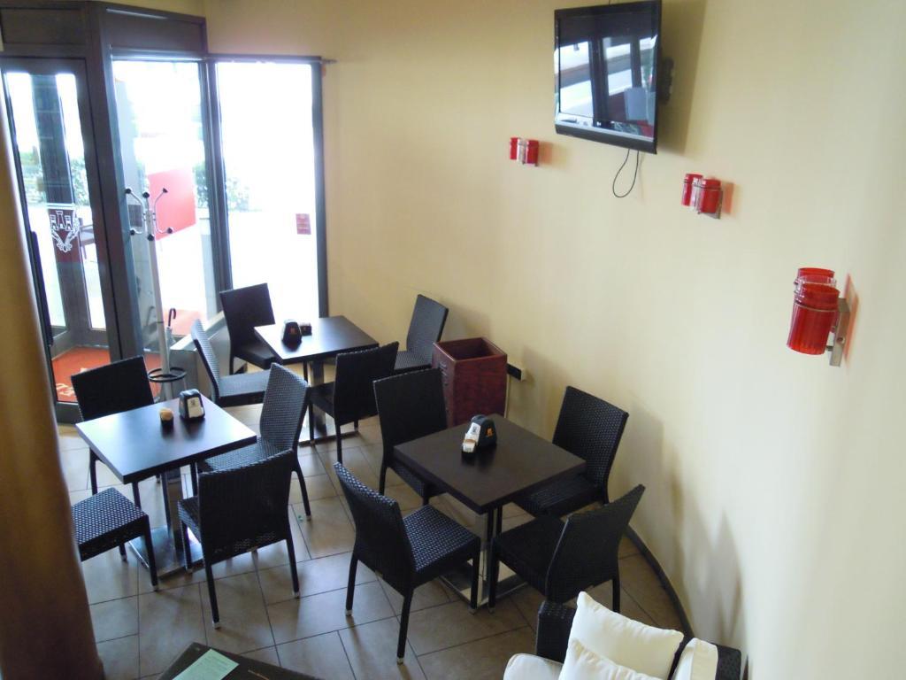 西巴纳酒店 Tribano 外观 照片